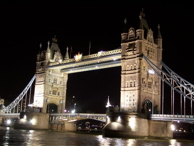 200816194116_Towerbridge1.jpg