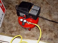 Air compressor-2 (640x480).jpg
