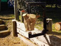 Log holding frame 029.jpg