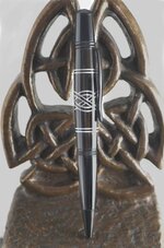 celtic knot pen - Atlas -1sm.jpg