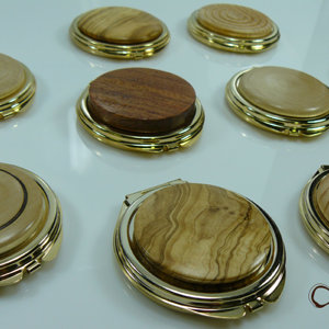 Compact mirrors