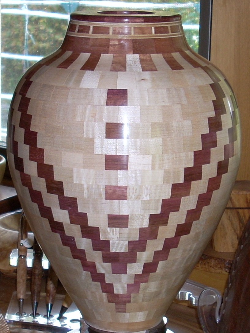 800 piece seg vase