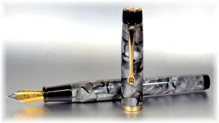 Celluloid fountain pen