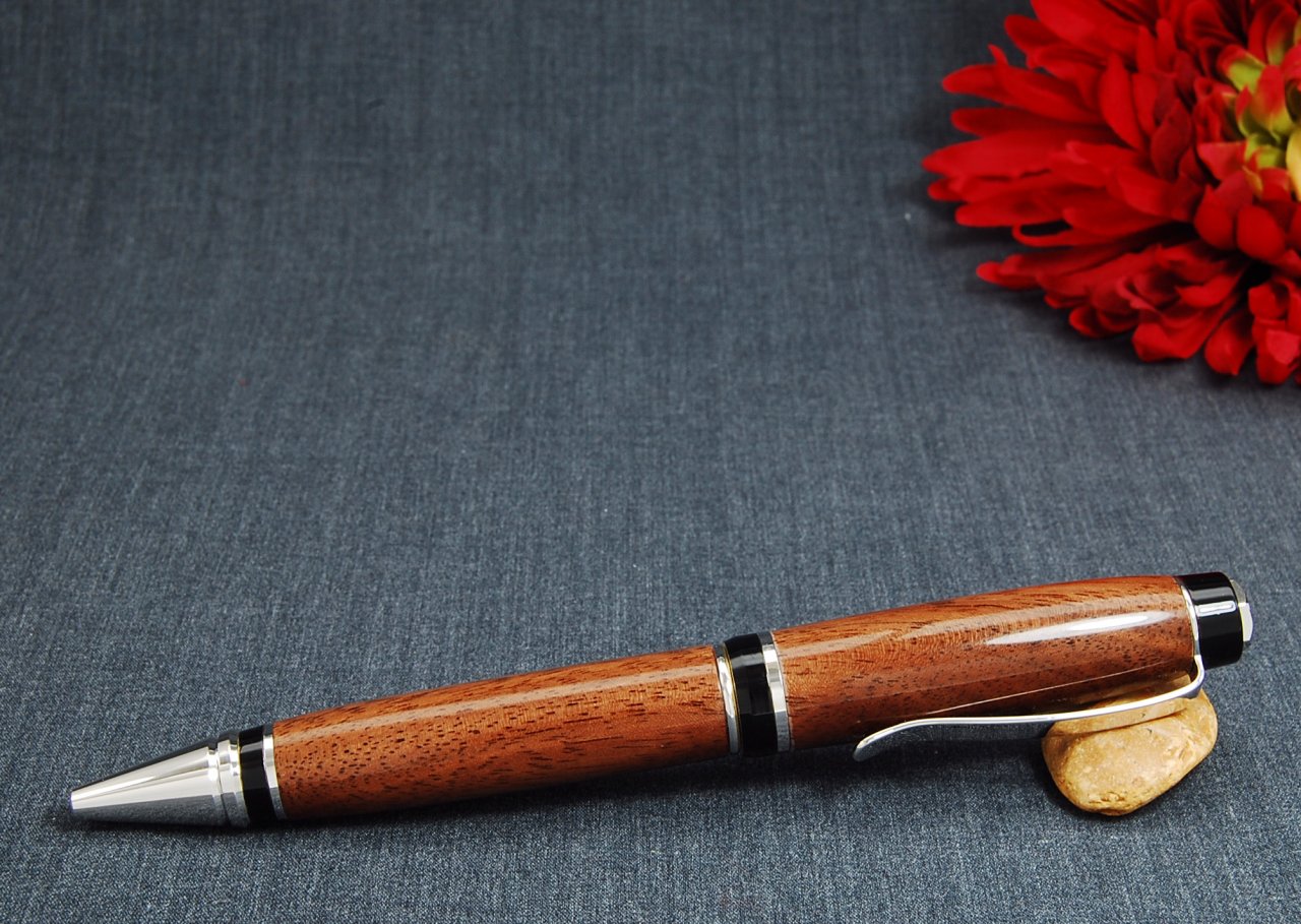 Cigar style twist pen with Black Walnut body and Rhodium parts