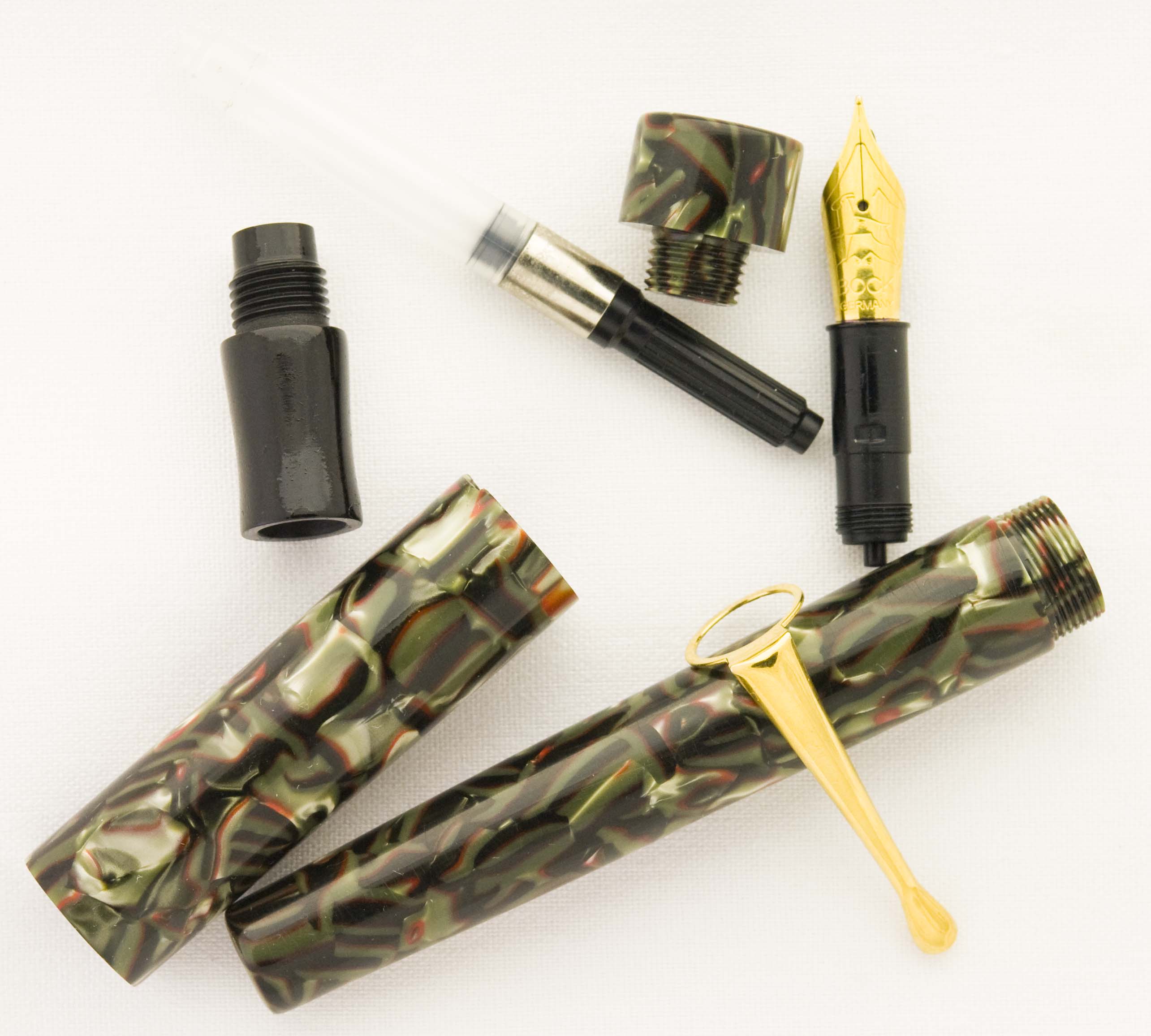 Custom Serpentine Cebloplast Fountain Pen