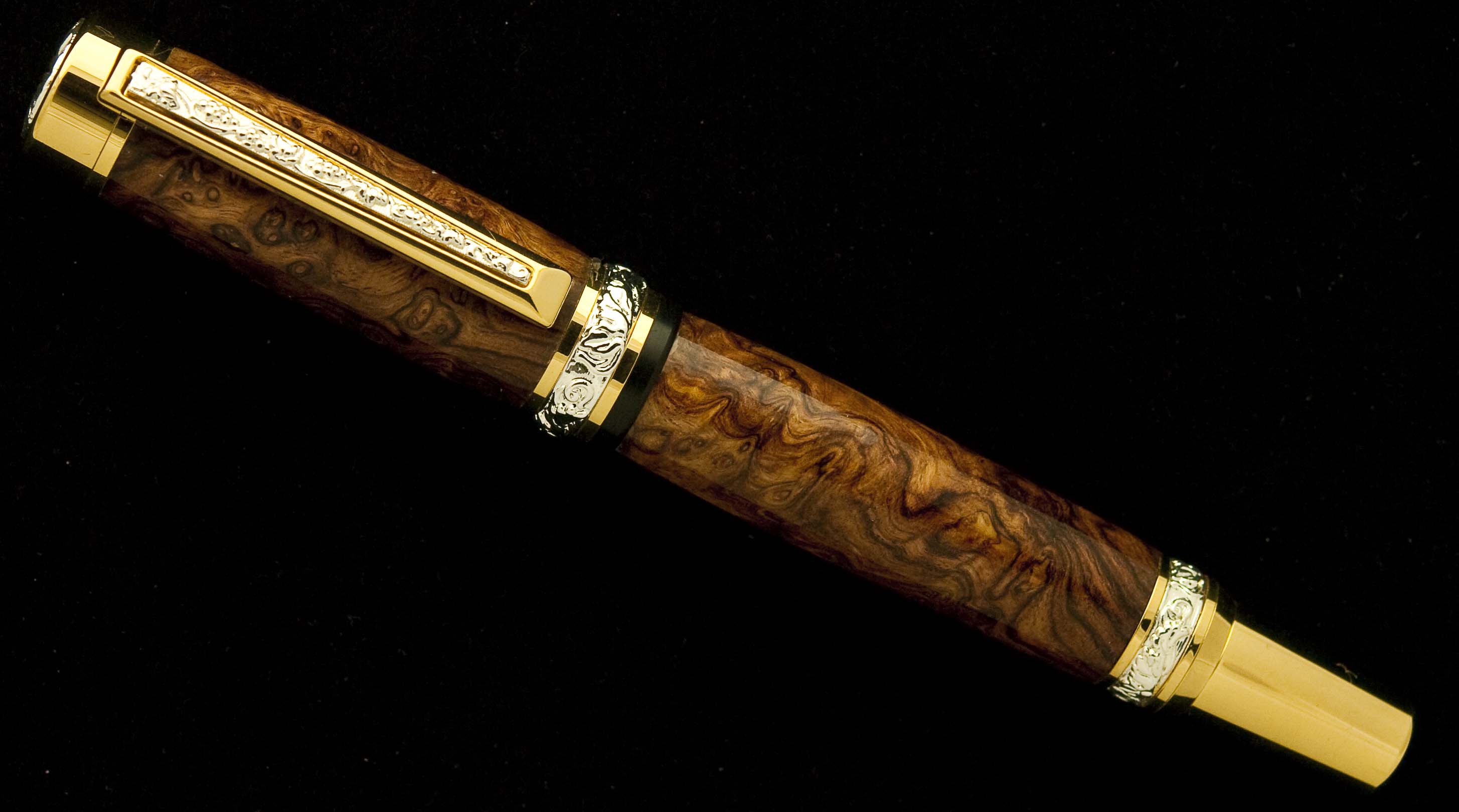 Honduran Rosewood Burl on Cambridge TG/SS Rollerball