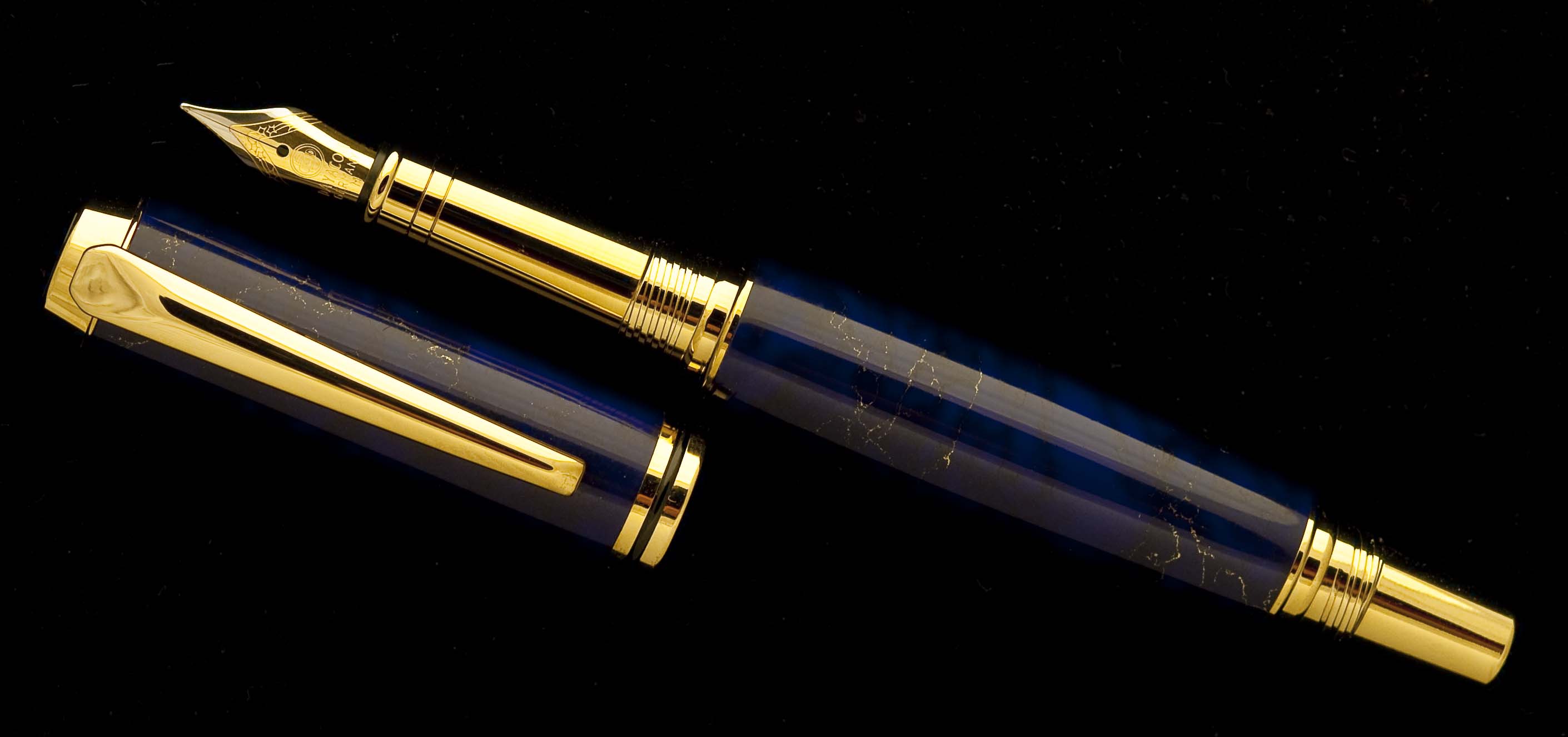 Lapis Tru-Stone on Ti Gold Jr. Gentleman