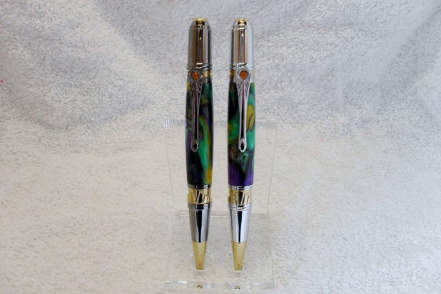 Mardi Gras Pen