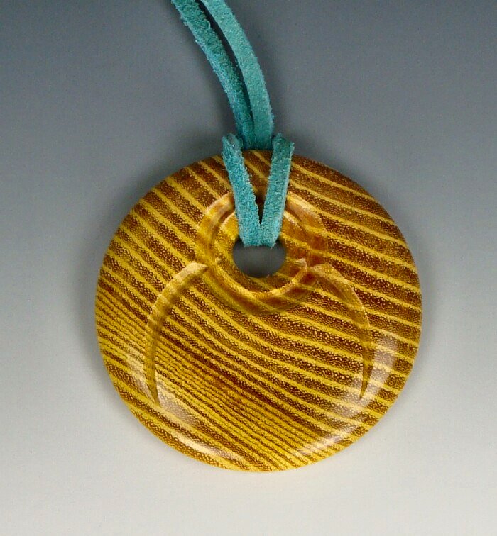 Pendant 3