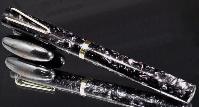 Piston filler Fountain pen