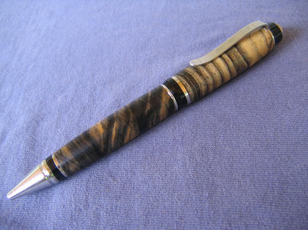 Platinum Cigar pen with crosscut Black and White Ebony