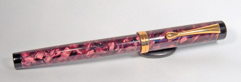 Worcester Sentinel fountain pen capped