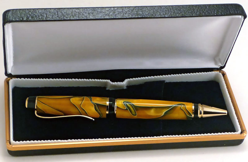 Yellow/Green Cigar pen